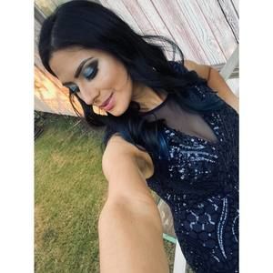 Meet your Posher, Lili